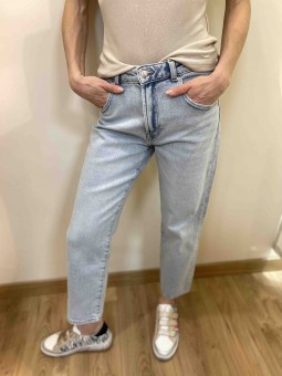 Jeans délavé coupe Mom
