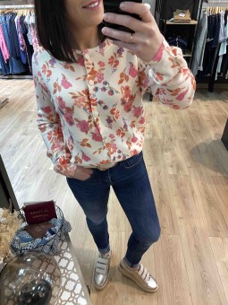 Pull à fleurs