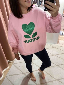 SWEAT AMOUR