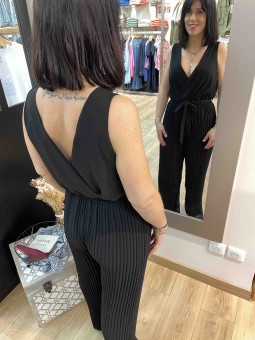 Combi-pantalon plissée sur la jambe