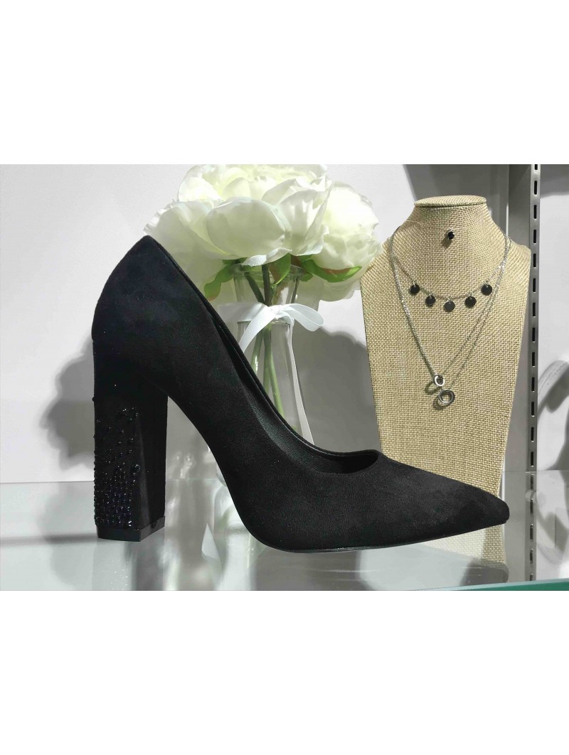 escarpins petit talon carré